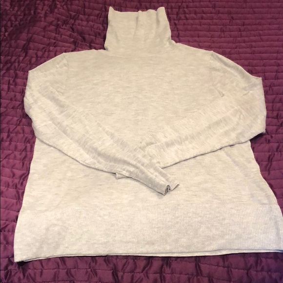 Zara knit grey turtleneck - Picture 1 of 3